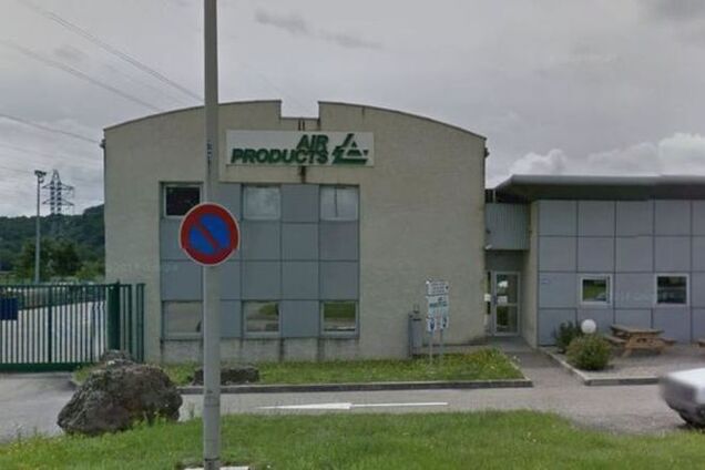 Устроивший теракт во Франции исламист водрузил отрезанную голову на забор