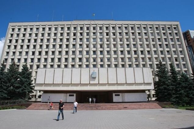 'Минирование' ЦИК в Киеве: бомбу искали 6 часов