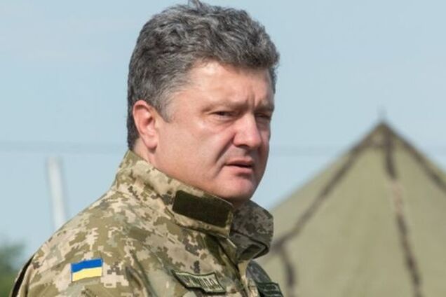Порошенко рассказал, сколько украинских бойцов участвует в АТО