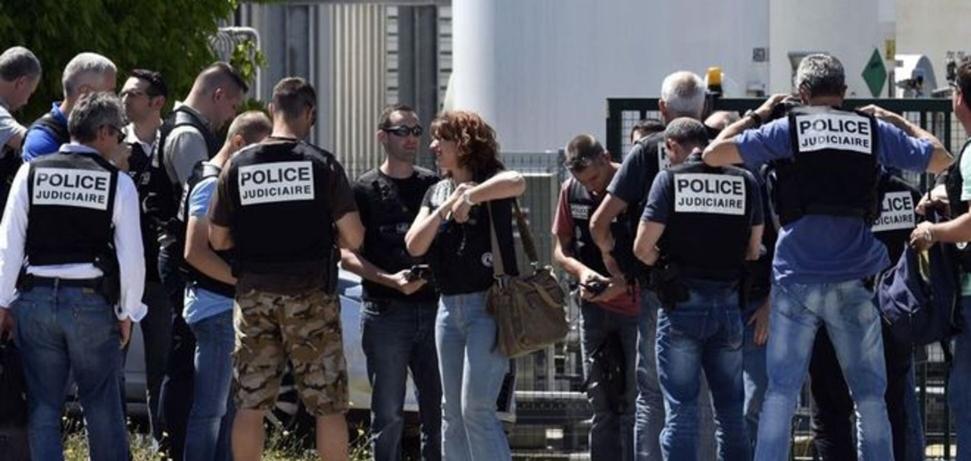 Среди раненых в теракте во Франции опознали террориста