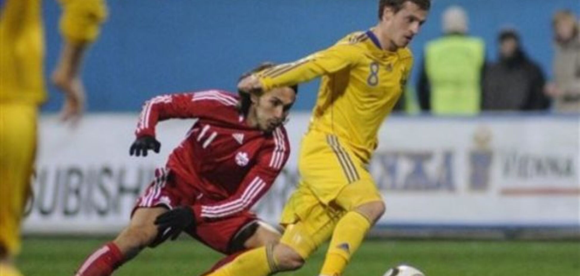 Игрок сборной Украины попал в Топ-10 дальних голов в истории футбола: видео суперударов
