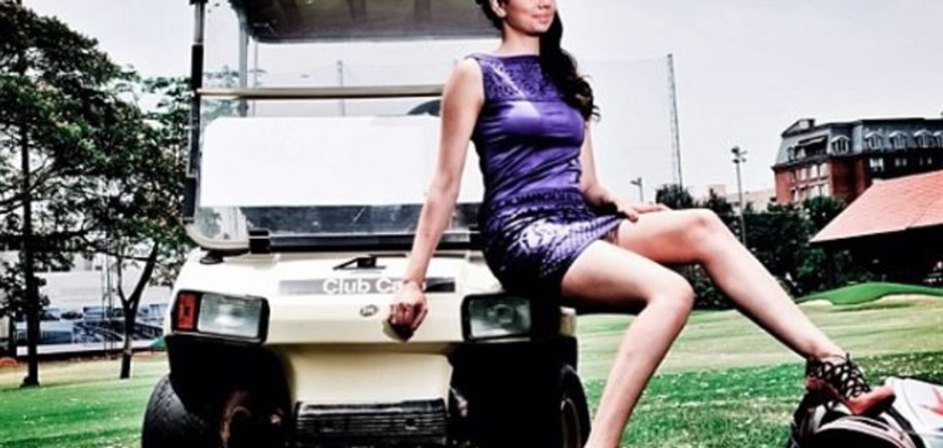 Необычная красота. Соблазнительная гольфистка покоряет интернет