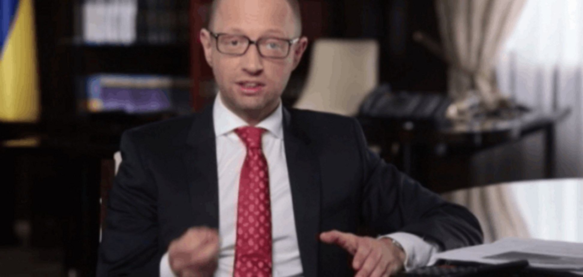 Яценюк порекомендовал населению не бояться оформлять субсидию