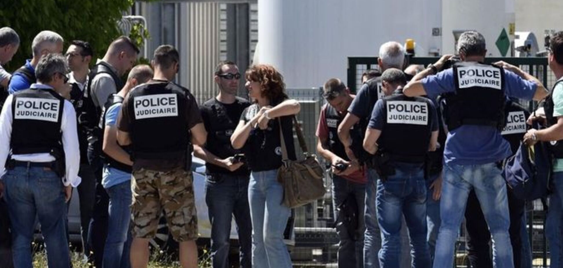 Теракт во Франции: убийца рассказал о жутком селфи с отрезанной головой