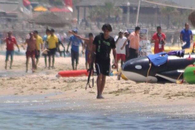 Теракт в Тунисе: убийцей туристов оказался 23-летний студент