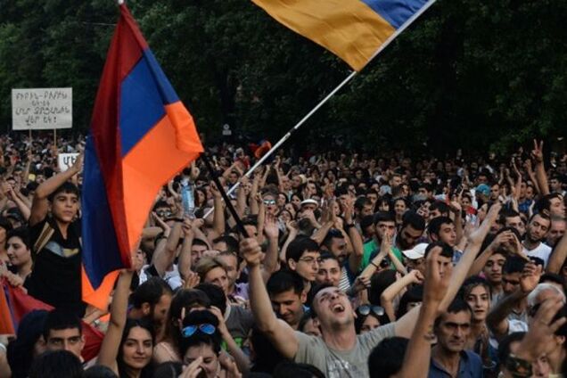 Російська компанія хоче бігти з Вірменії після 'тарифного Майдану' - ЗМІ