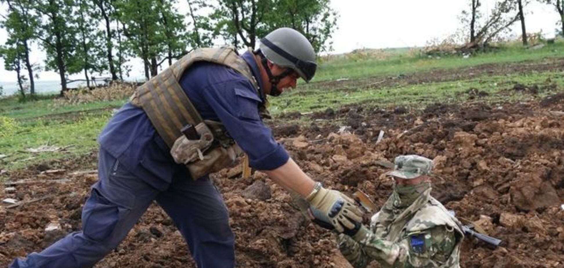 Как 'Тарантино' и Ко очищают Донбасс от снарядов террористов: фотофакт