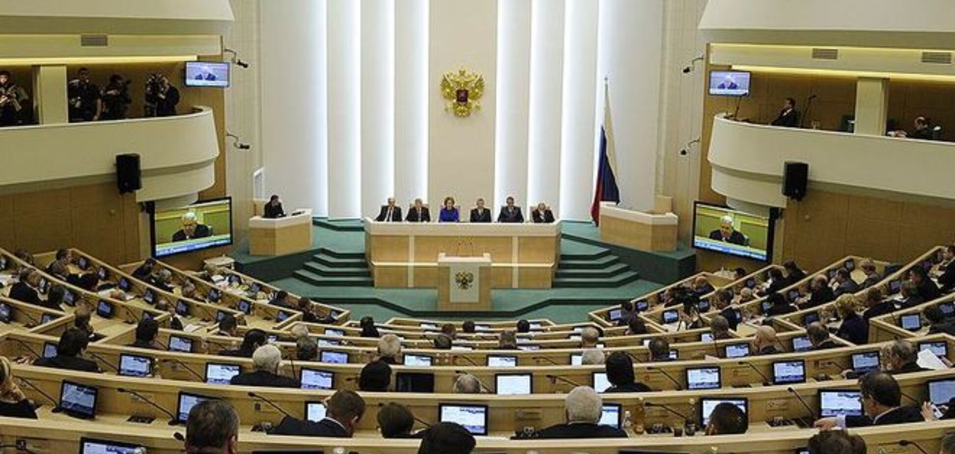 В России приготовились к созыву внеочередного заседания Совета Федерации
