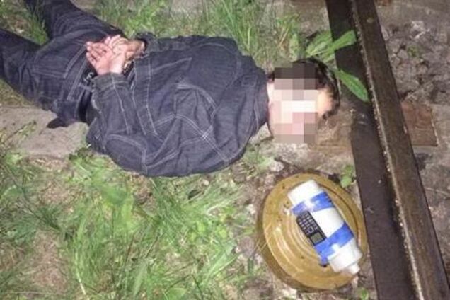 В Харькове террорист подложил бомбу на ж/д пути, которые ведут к базе горючего ВСУ