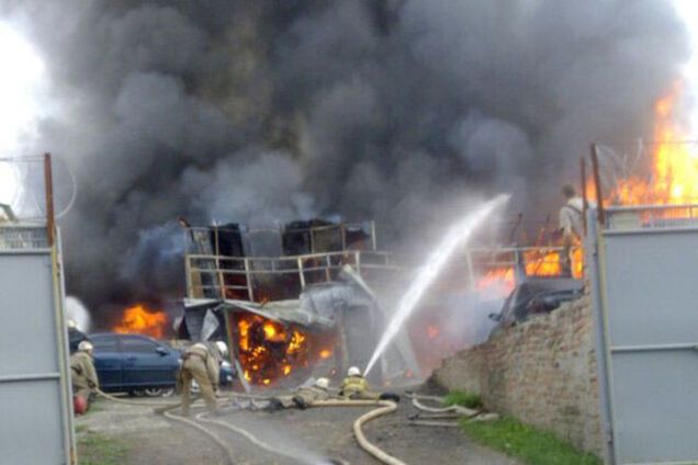 У Харкові вибухнула СТО: є постраждалі. Опубліковані фото і відео