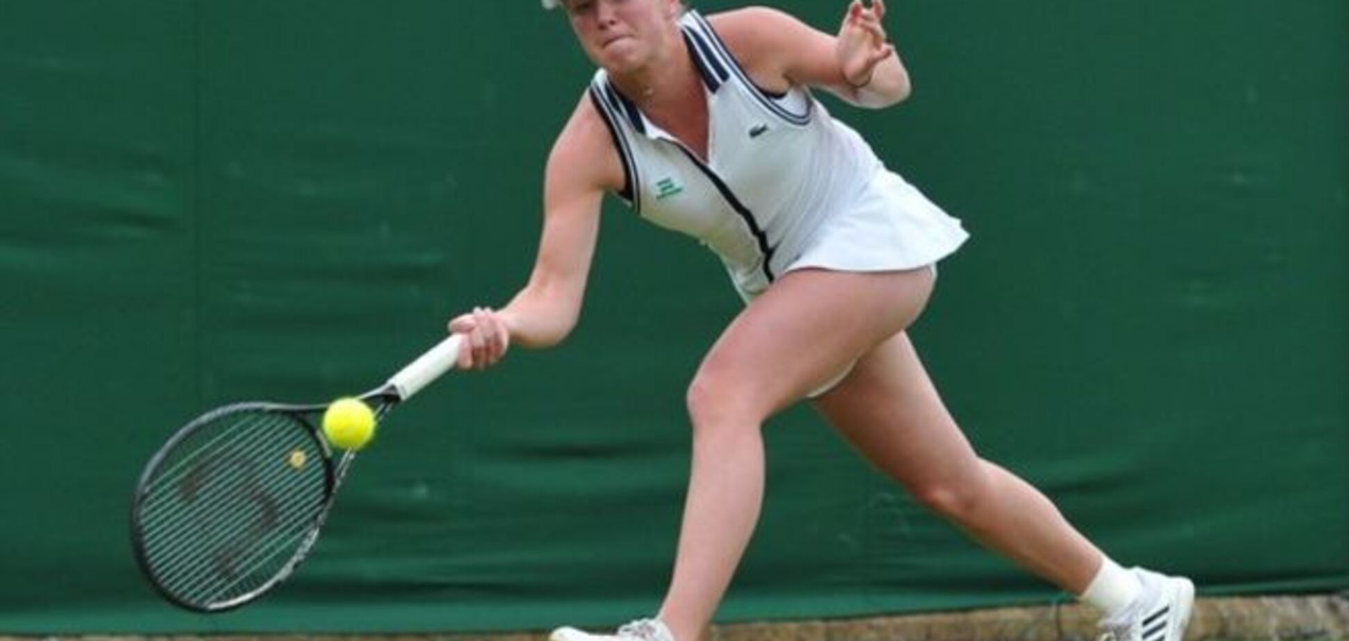 Лучшая теннисистка Украины стартовала с нервной победы на Уимблдоне