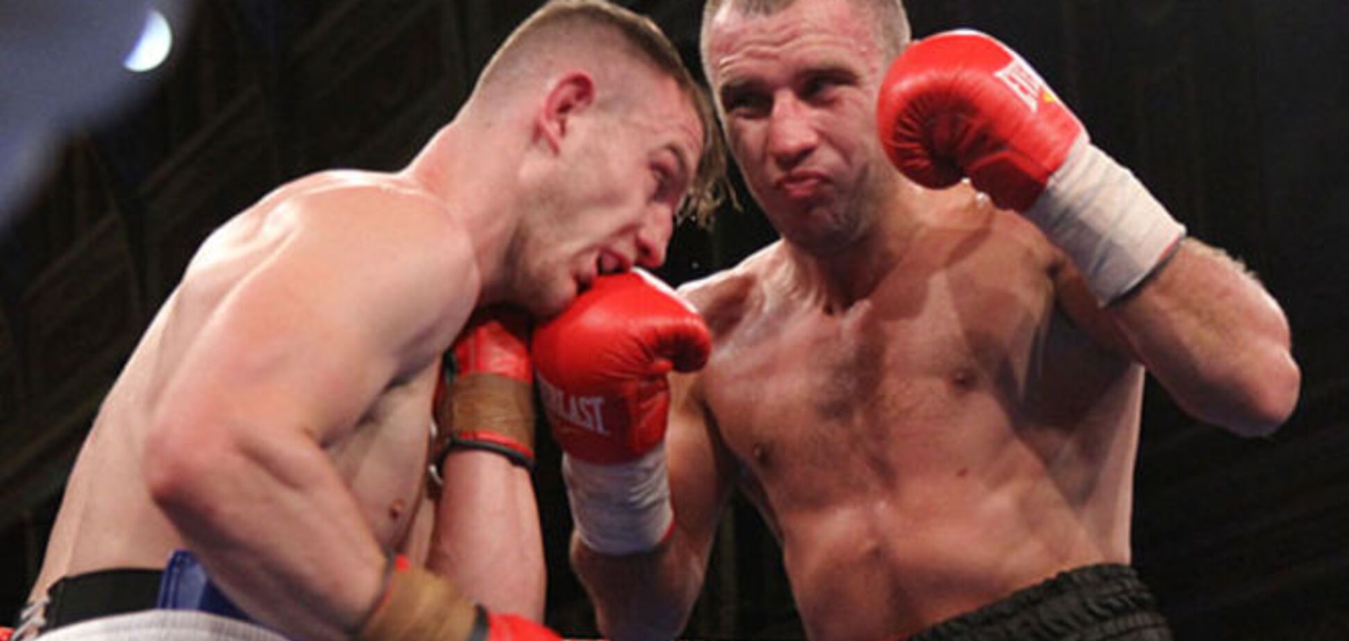 Украинский 'Тигр' сломал руку в чемпионском бою