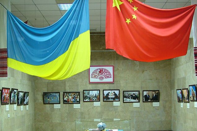Китай официально заявил о поддержке целостности и суверенитета Украины