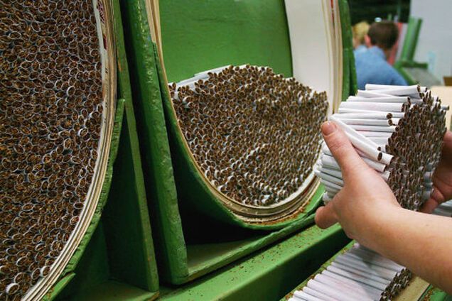 Аксенов отдаст Крым на растерзание китайским ' табачникам'