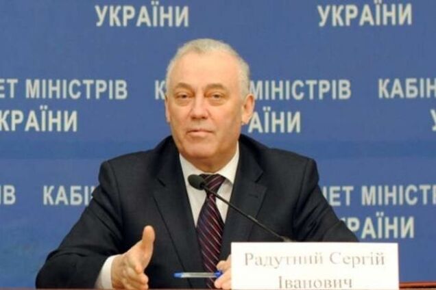 Порошенко заявил об отставке главы Госмиграционной службы