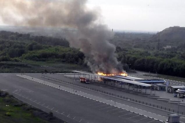 У Донецьку згорів автовокзал 'Західний': фото