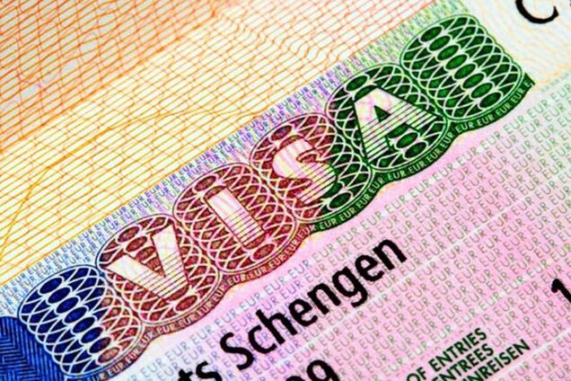 Чехия дала украинцам новый шанс получить многолетний Шенген