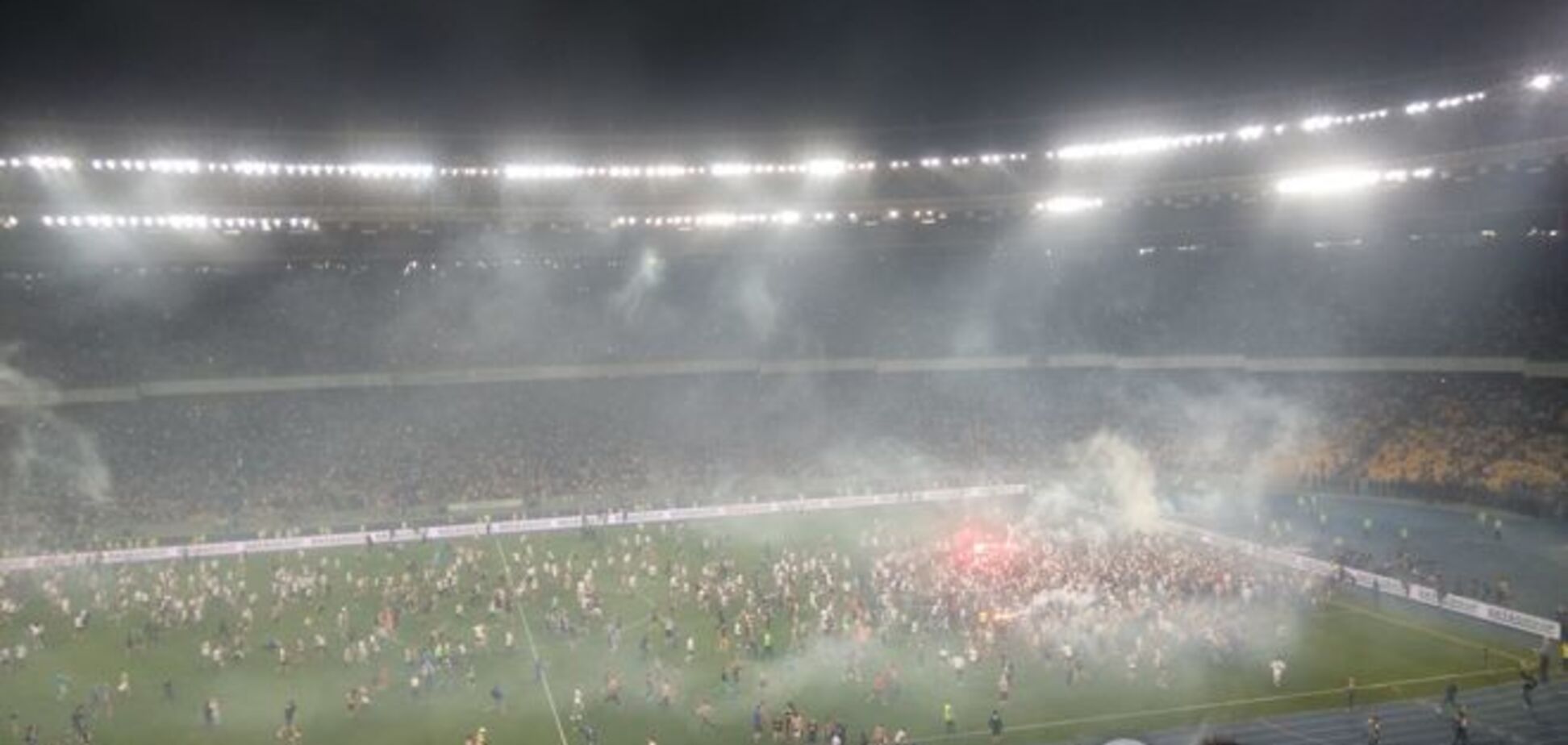 Болельщикам 'Динамо' готовят 'обезъянник' за погром 'Олимпийского'