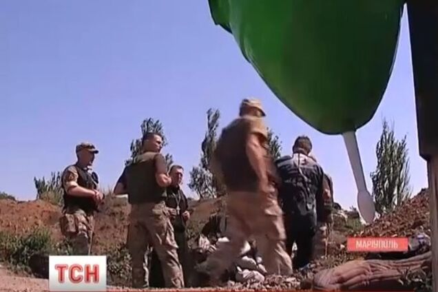 Возле Мариуполя перекрыли дороги: опасаются атак террористов