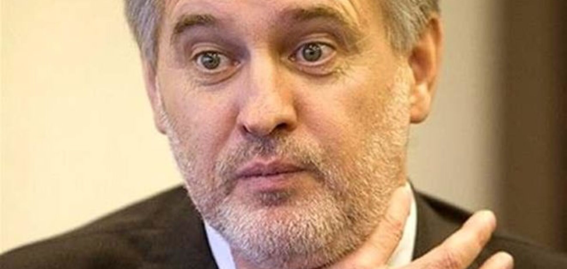 Яценюк пригрозил национализировать предприятия Фирташа из-за долгов