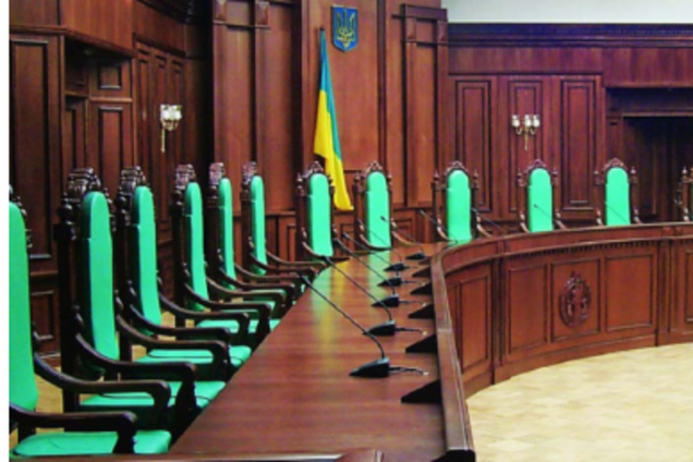 Полсотни нардепов попросили проверить законы по декоммунизации