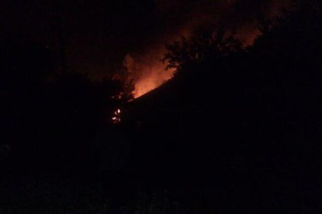 'Жаркая ночь': террористы обстреляли ночью жилые дома в Авдеевке