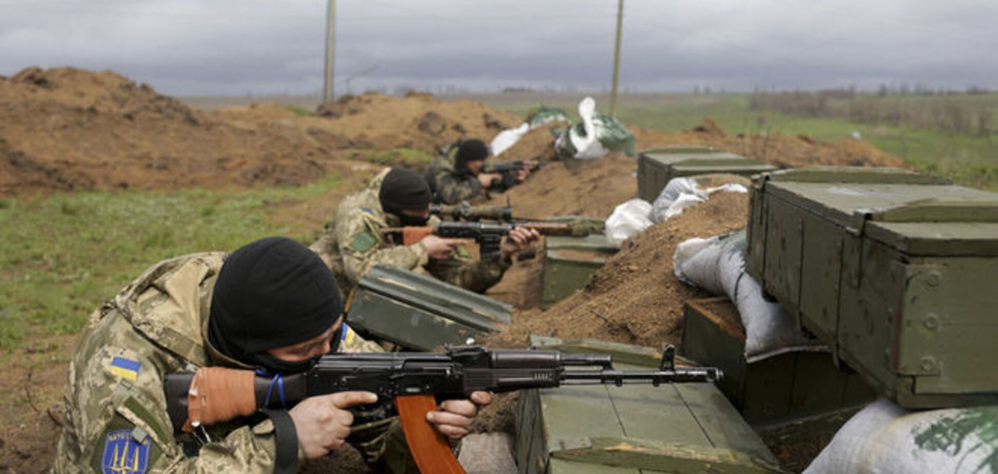 Террористы обстреляли бойцов АТО в Марьинке из гранатометов