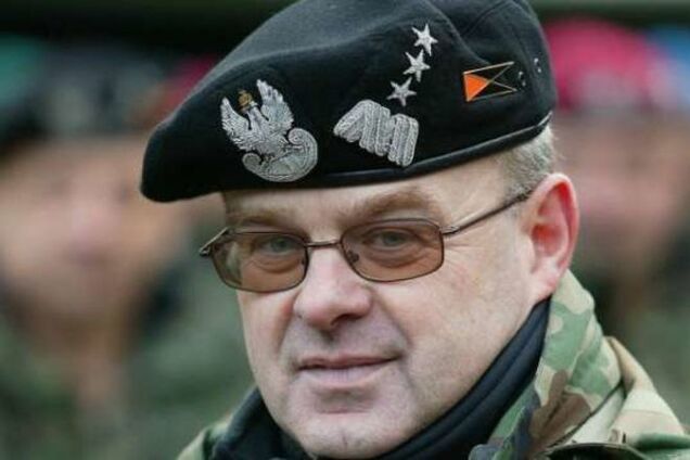 Польский генерал рассказал, кто жадно смотрит на территории России