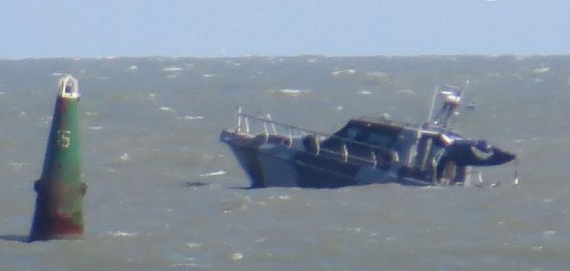 Взрыв катера в Мариуполе: уже есть жертва