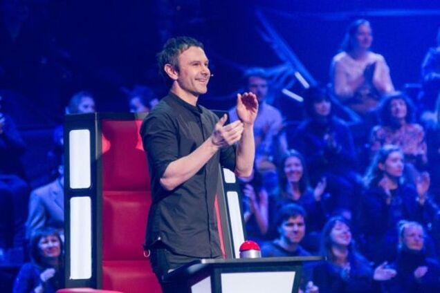 Святослав Вакарчук стал ангелом-хранителем маленькой девочки, пострадавшей от войны