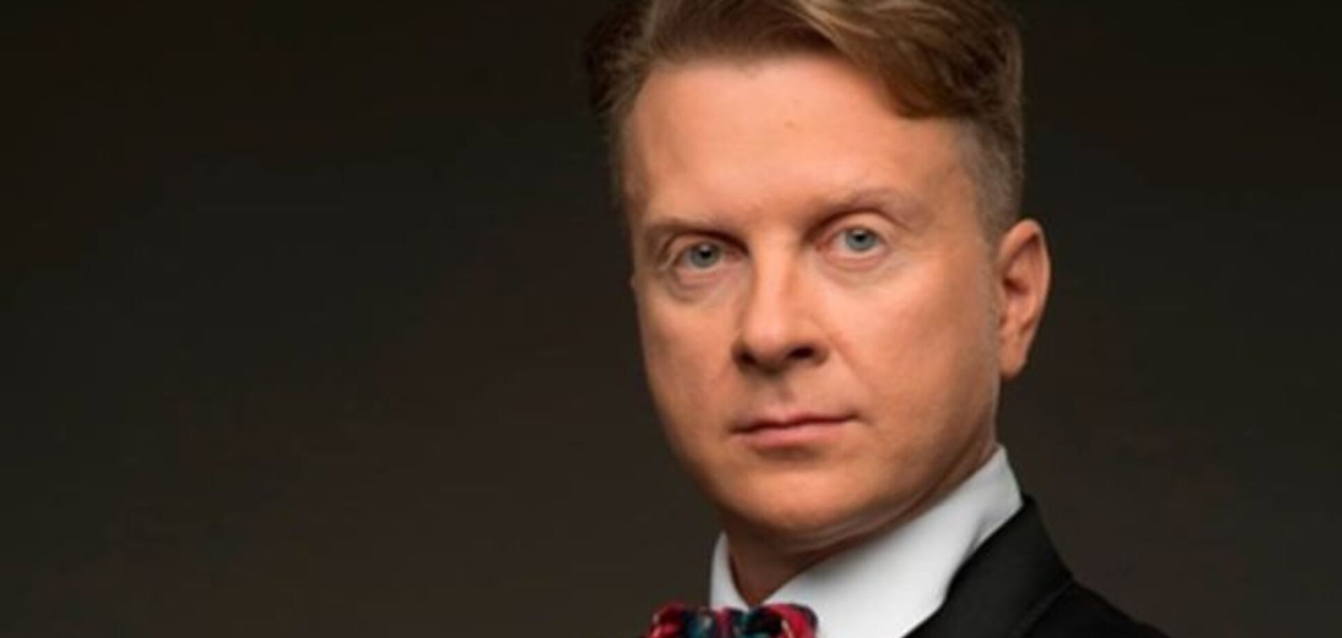 Антон Мухарский спел песню о Кобзоне: видеофакт