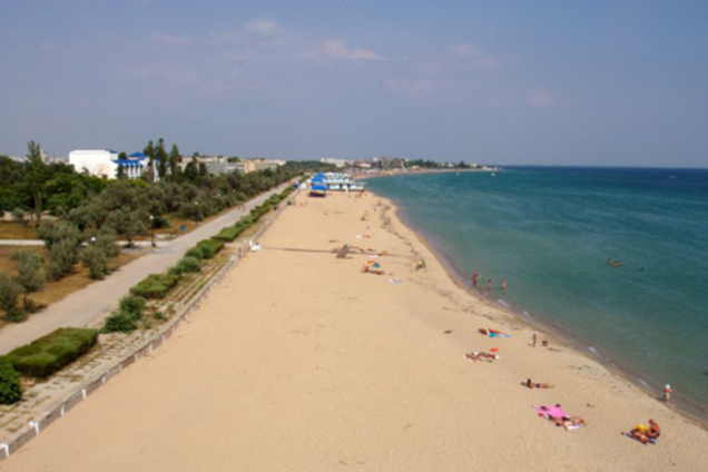 Провальное лето-2015: стало известно, кто и по каким ценам едет отдыхать в Крым