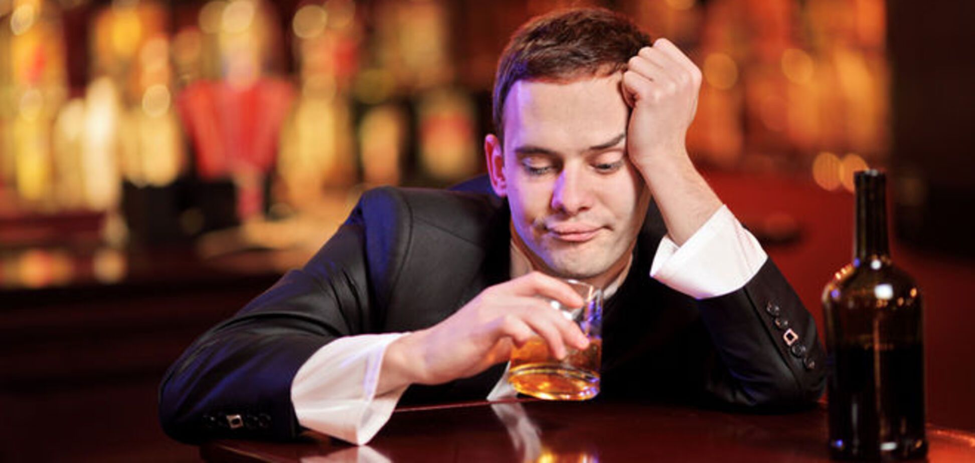 Ученые рассказали, что алкоголь делает с иммунной системой