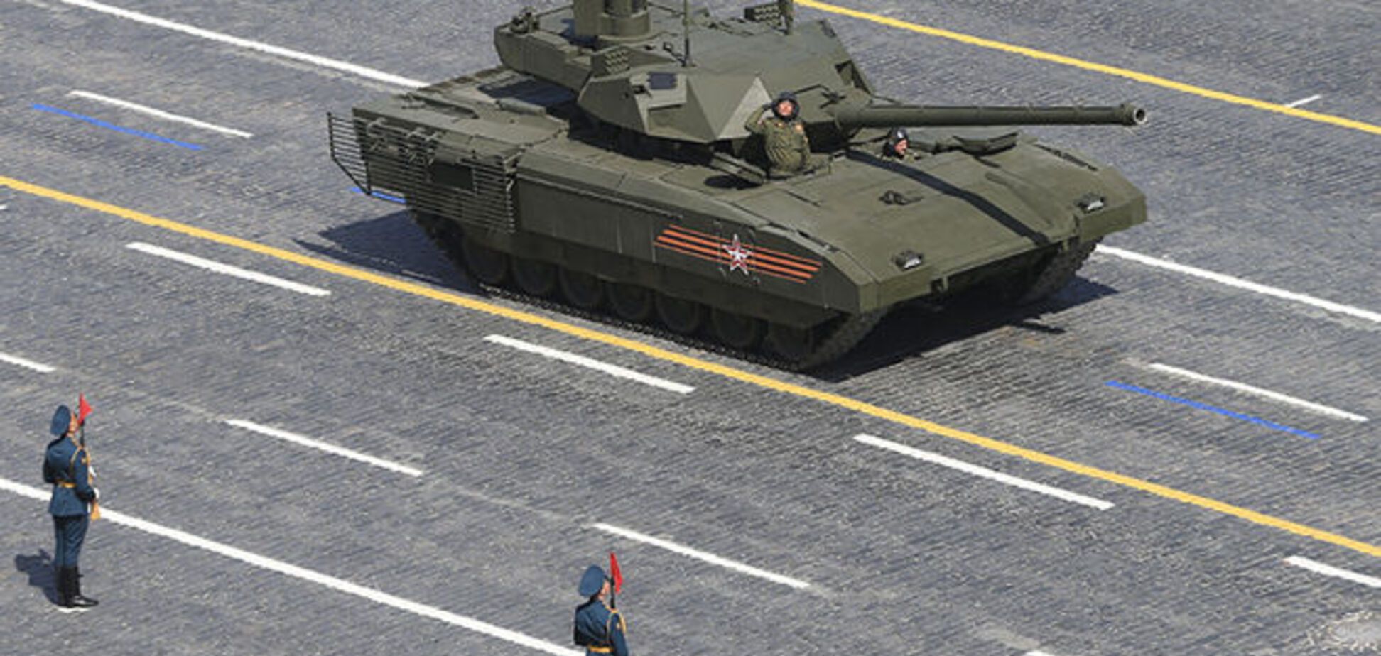 Китайский военторг в пух и прах разнес 'напыщенный' российский танк 'Армата'