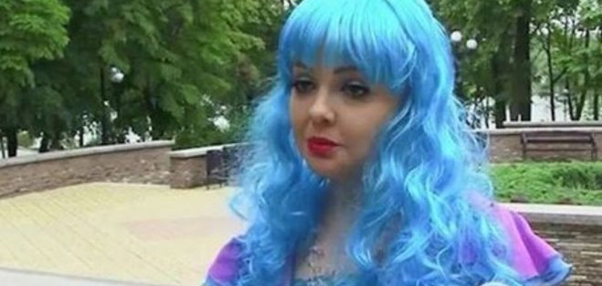 Союзом журналистов 'ДНР' руководит 'Мальвина': фотофакт