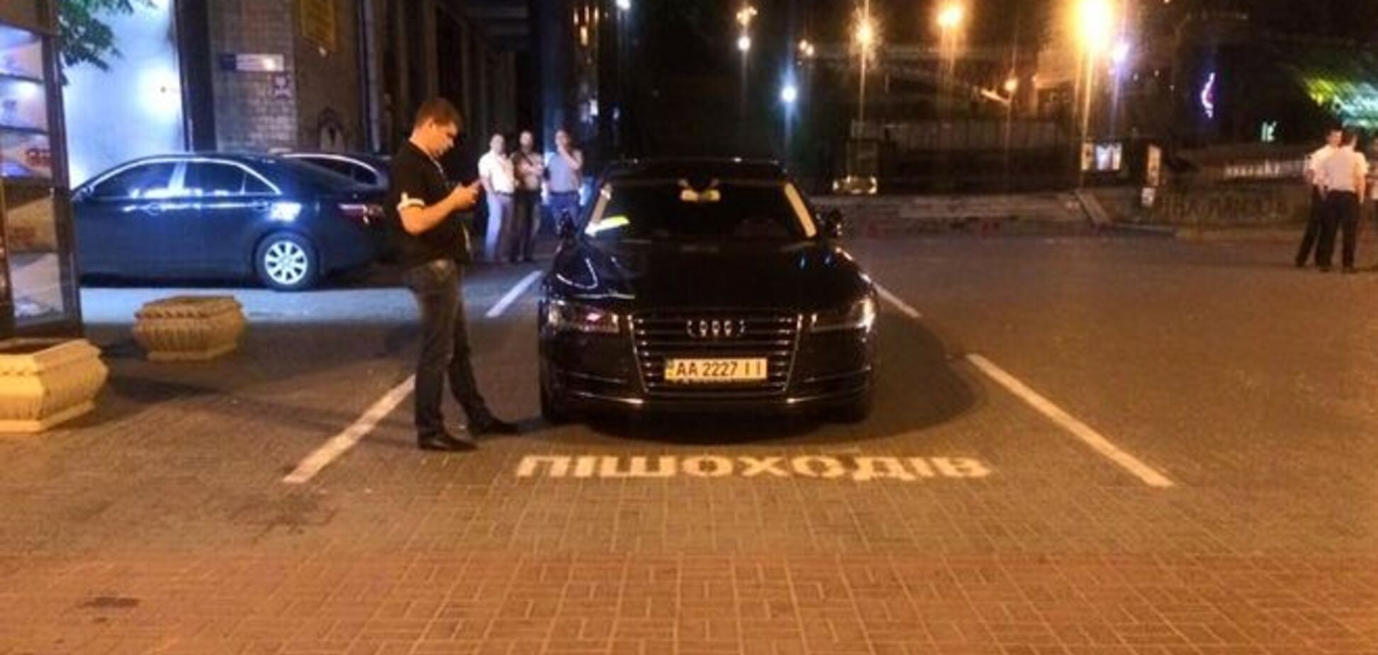 В Киеве 'Герой парковки' на Майдане получил 'оскар'
