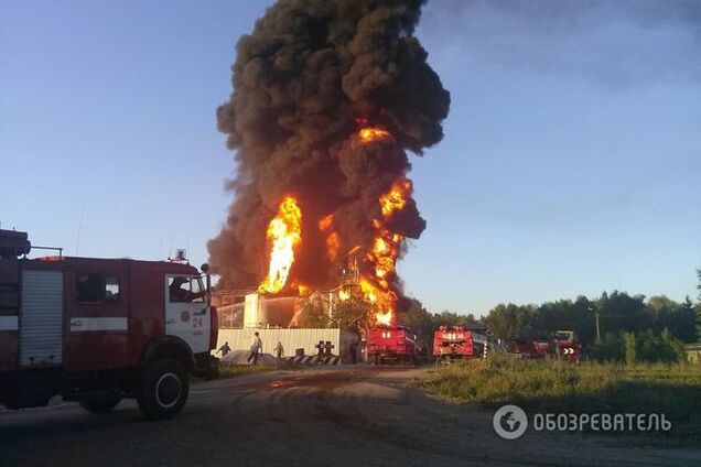 Взрыв на нефтебазе в Василькове: по тревоге поднята Нацгвардия