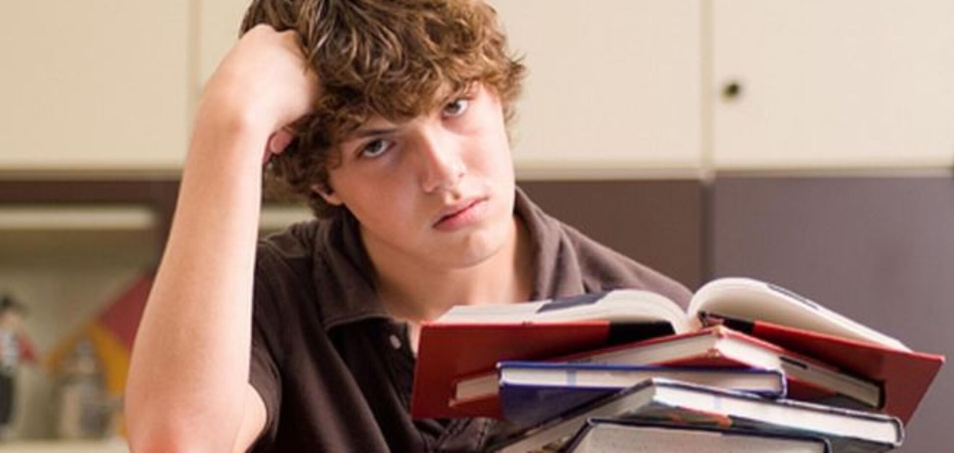 Остерегайтесь: в Украине начали продавать 'левые' школьные учебники