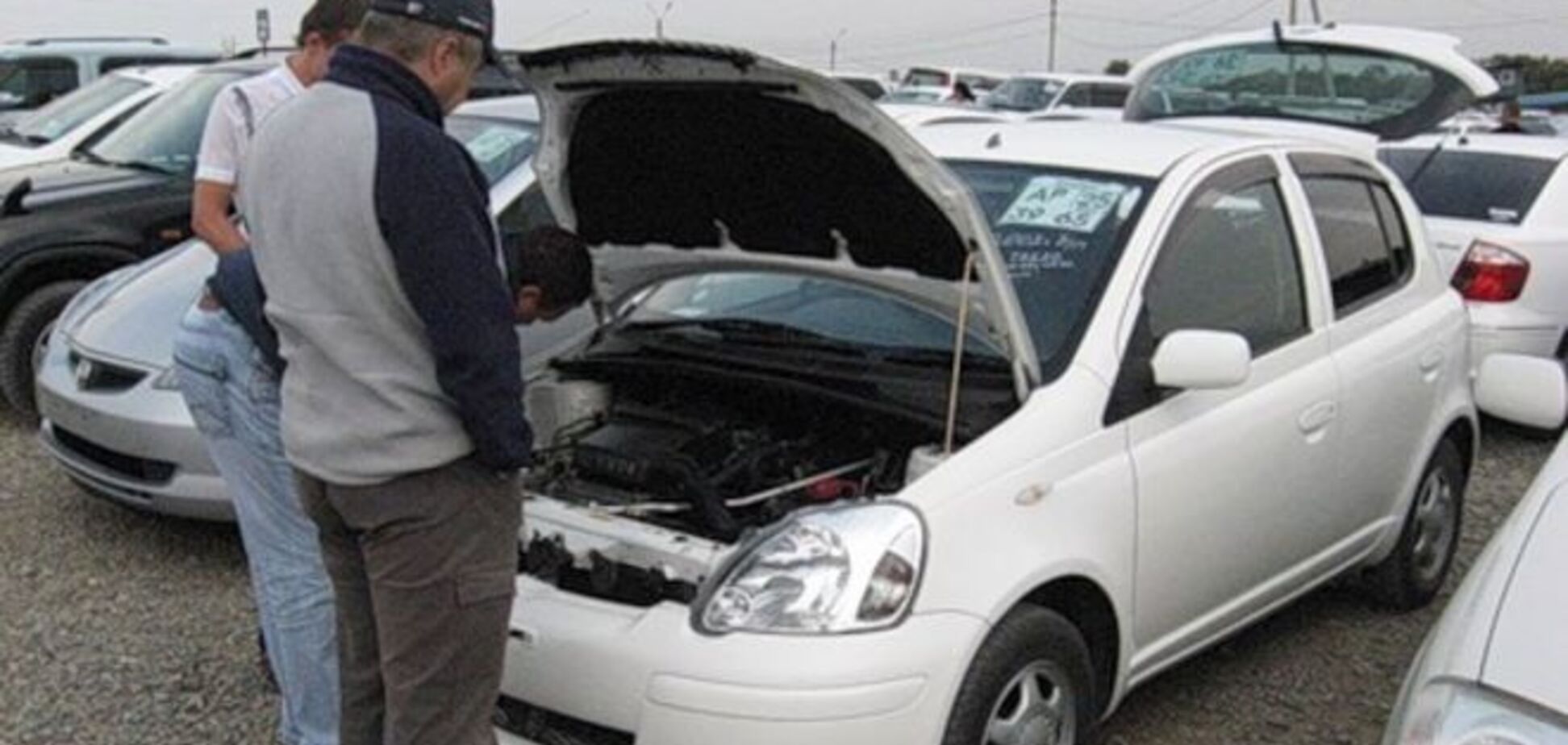 Порада автомобілістам: 5 причин не купувати б/у авто