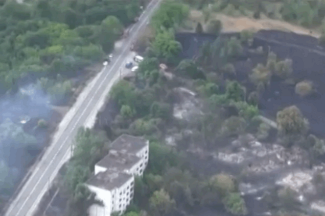 Пожежа в зоні ЧАЕС. Повністю вигоріли декілька населених пунктів: відео з літака