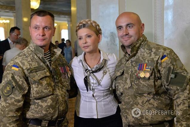 Пикантный момент: на Тимошенко в Раде чуть не разошлась рубашка