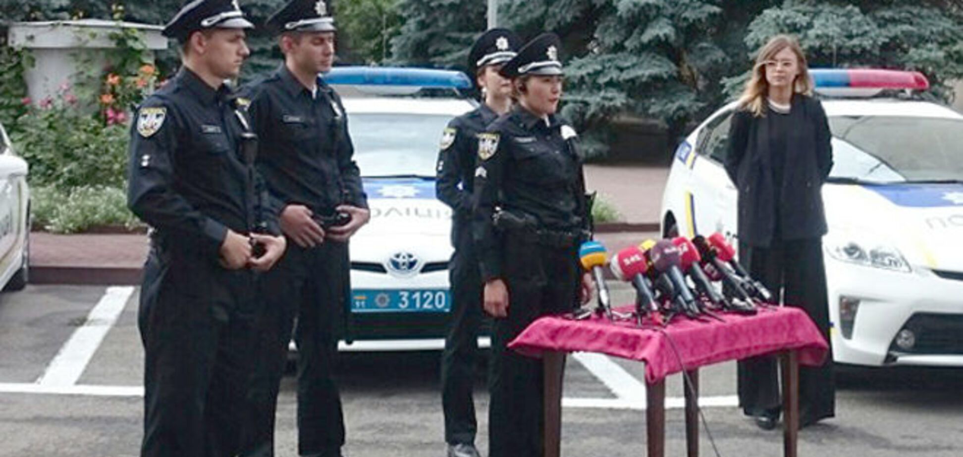 У МВС показали переваги нової форми патрульних: Відеофакт