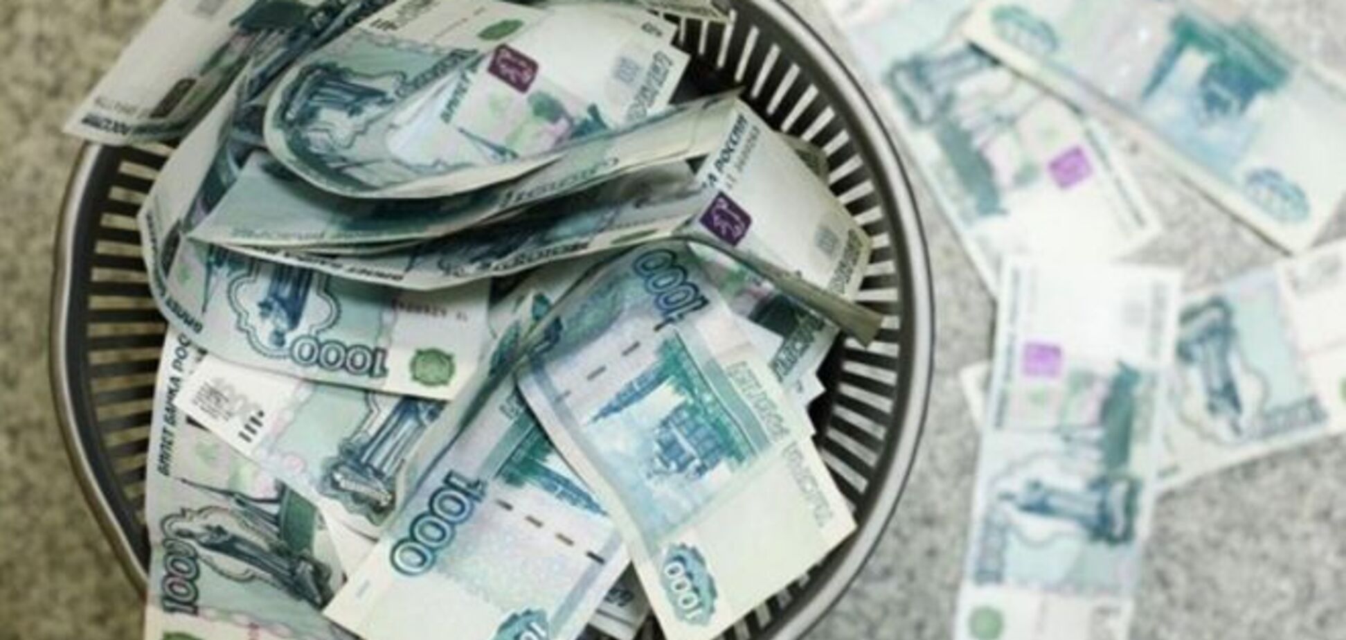 Економісти пояснили, як Росія ризикує піти шляхом Греції