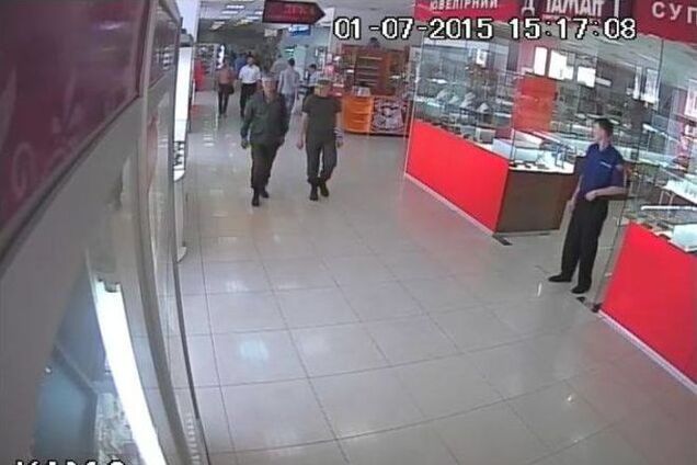 Українські хакери 'засікли' терористів в ювелірному магазині: фотофакт