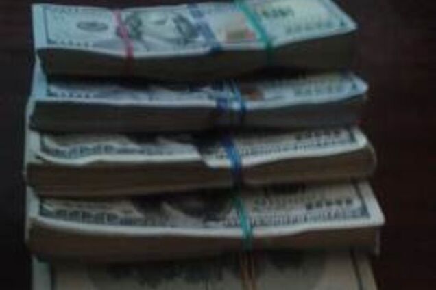 Миллион для 'ДНР': курьер террористов 'раскололся' при встрече с СБУ