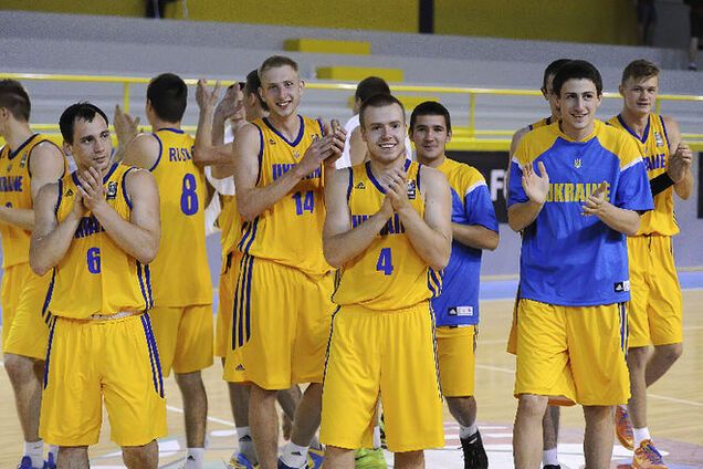 Украина - Испания: видео матча молодежного Евробаскета