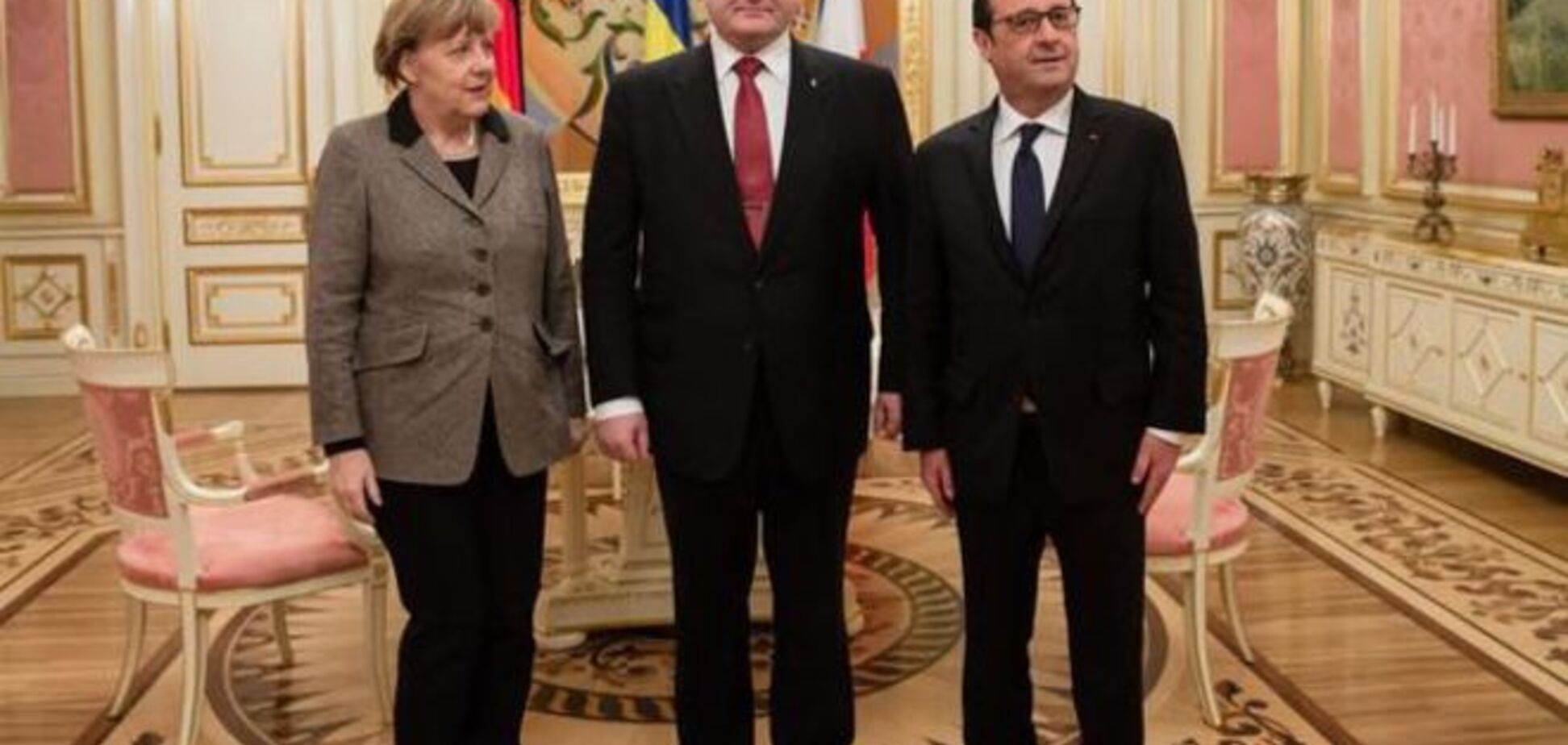 Меркель и Олланд напомнили Порошенко об особенностях самоуправления на Донбассе