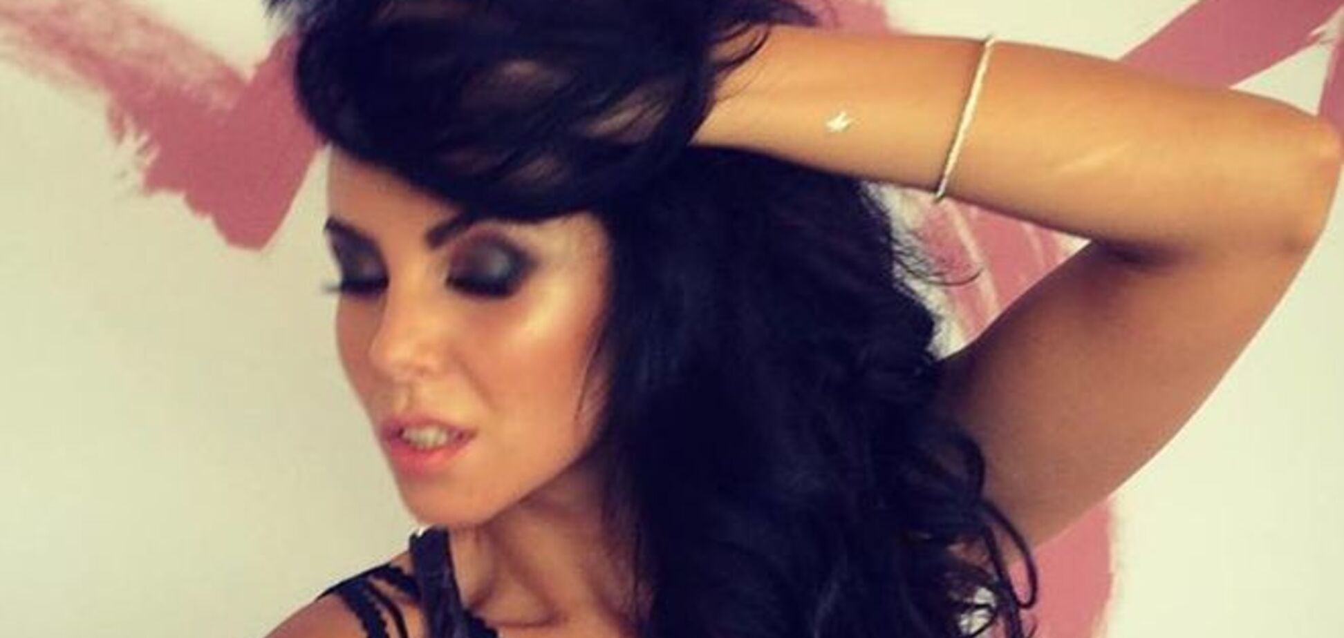 Настя Каменских показала сексуальное нижнее белье на свадьбе Дантеса