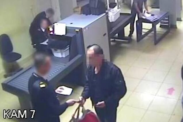 Контрабанду бурштину в Китай 'кришували' одеські митники