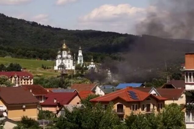 З'явилися фото і відео стрілянини в Мукачеві